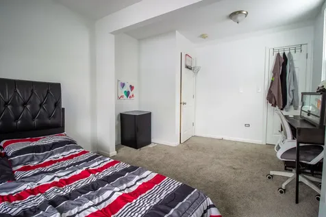 678 Douglas Avenue Calumet City IL 60409