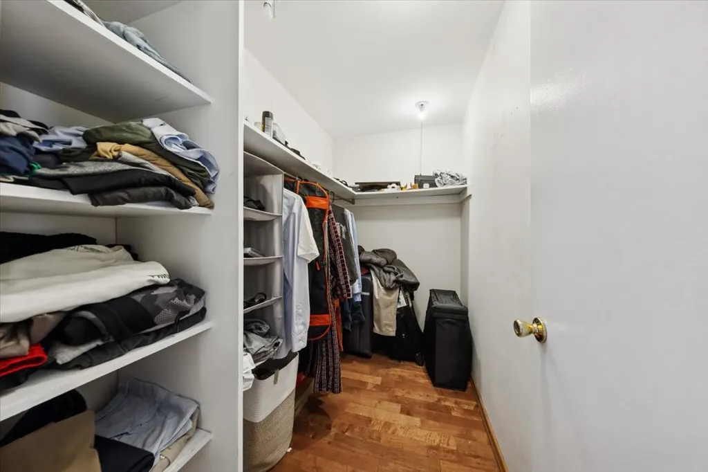 2020 North Lincoln Park West Chicago IL 60614
