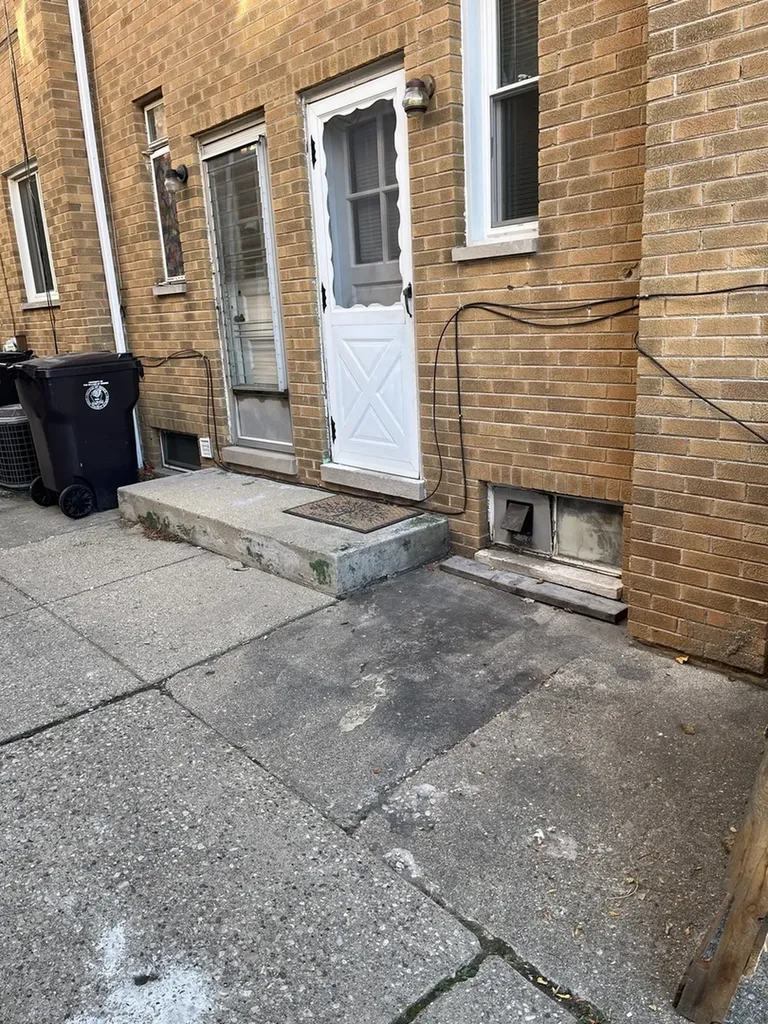 4864 Carol Street Skokie IL 60077