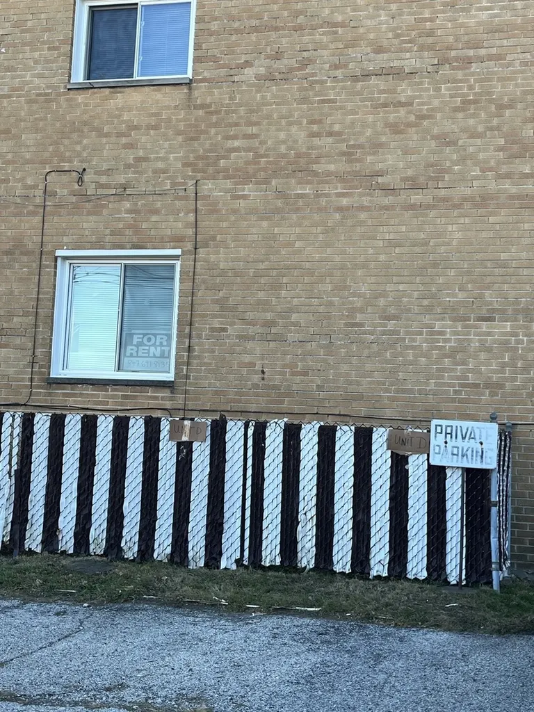4864 Carol Street Skokie IL 60077