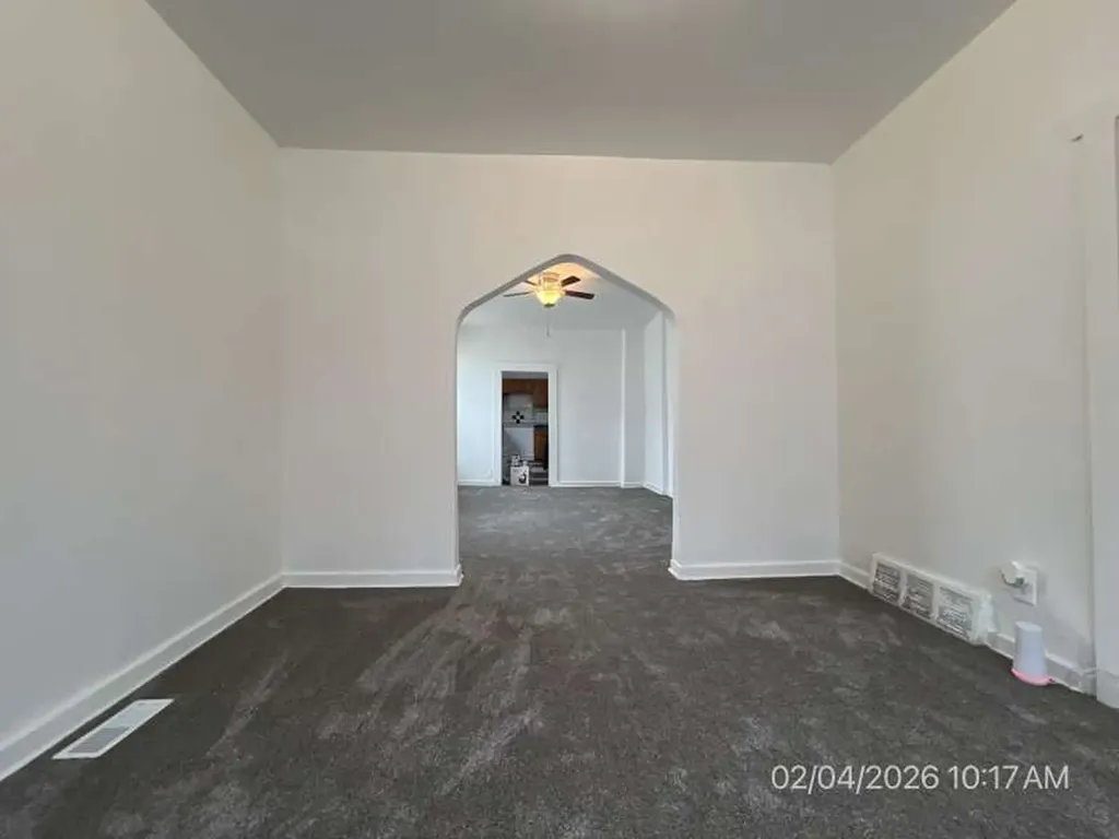 5020 South May Street Chicago IL 60609
