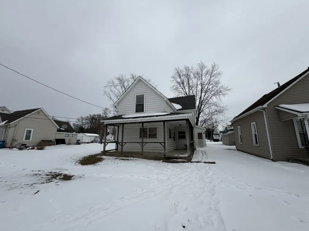 510 North 3rd Street Hoopeston IL 60942