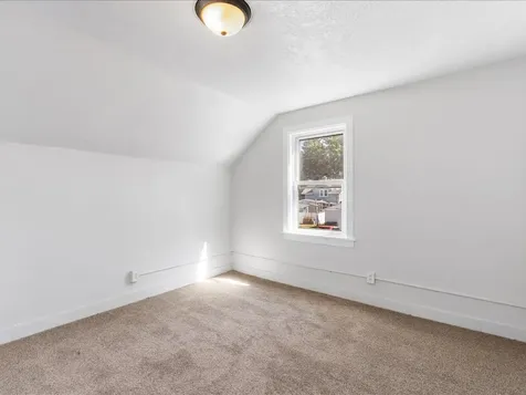 1186 24TH Street Moline IL 61265
