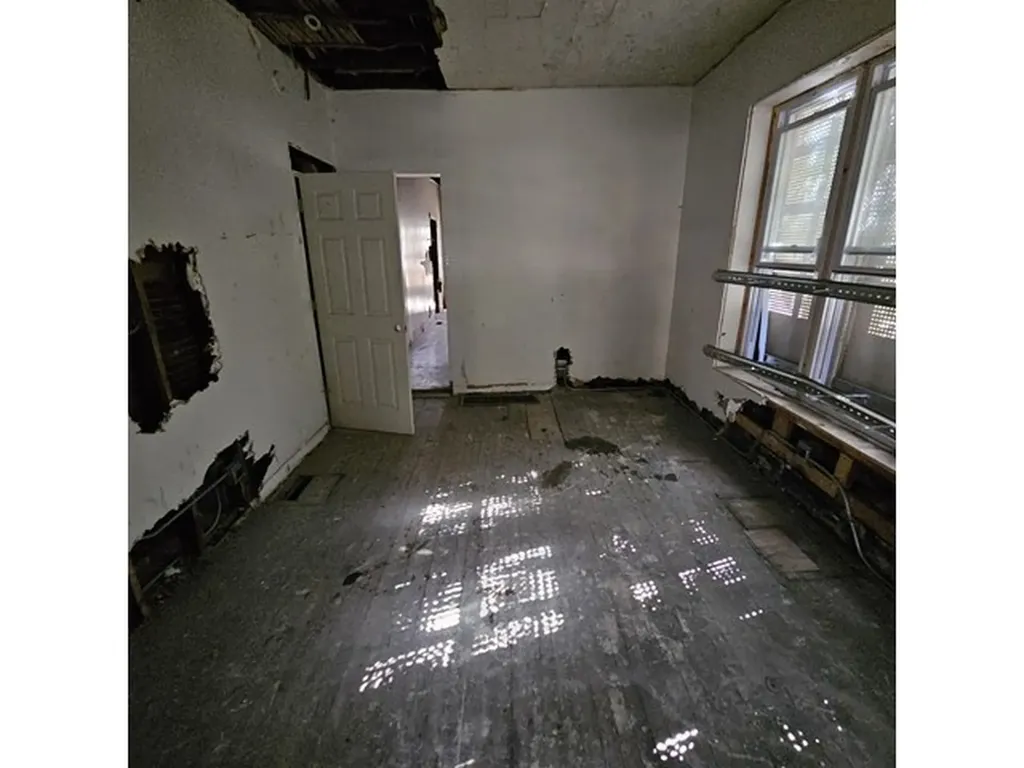 925 South Springfield Avenue Chicago IL 60624