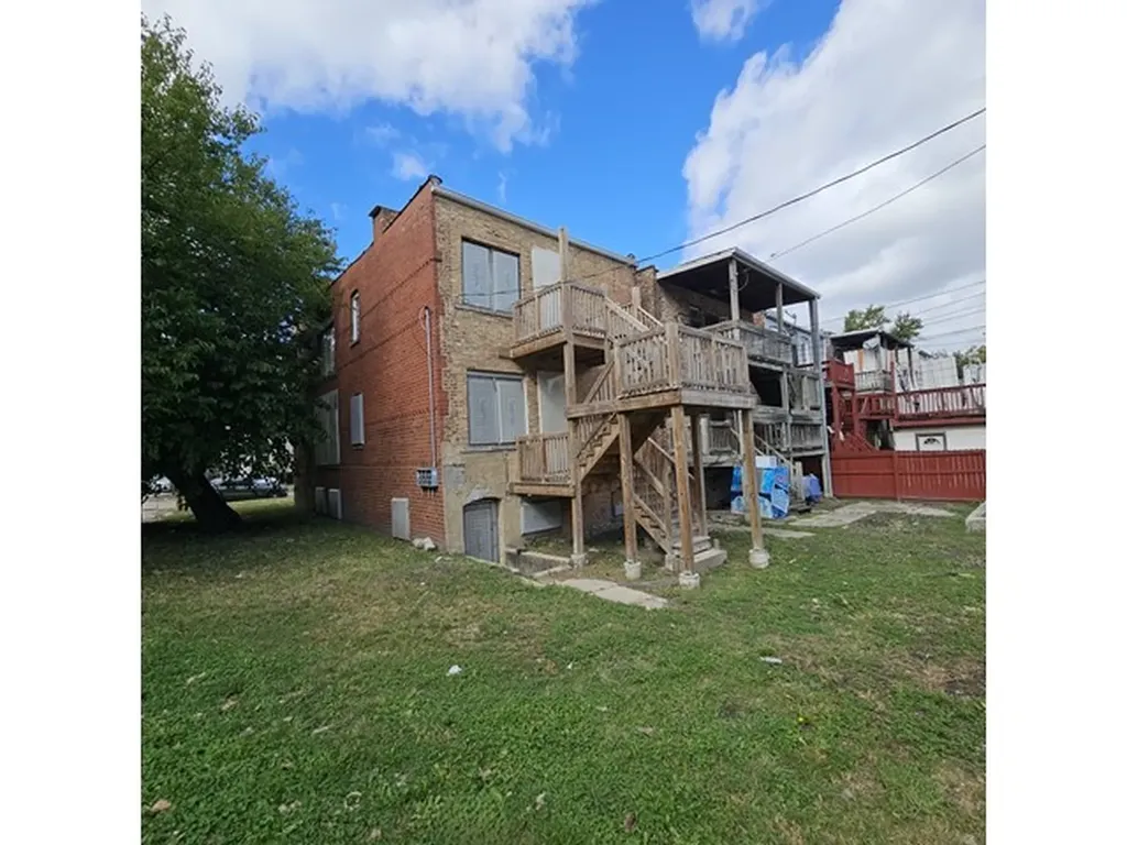 925 South Springfield Avenue Chicago IL 60624