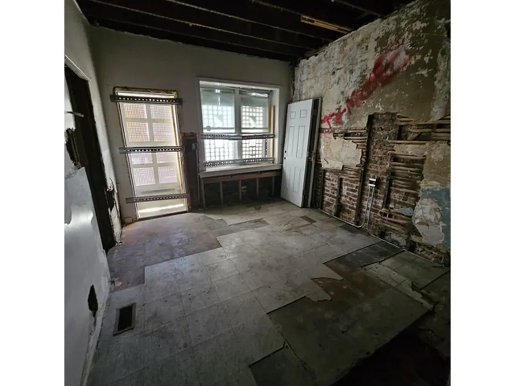 925 South Springfield Avenue Chicago IL 60624