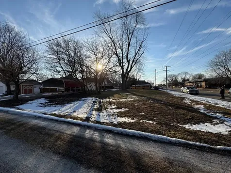 608 West Fairchild Street Danville IL 61832