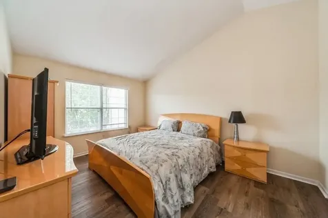634 Le Parc Circle Buffalo Grove IL 60089