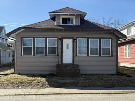 1124 18TH Avenue Rock Island IL 61201
