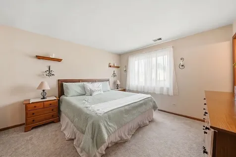 1445 Bridgedale Road Crystal Lake IL 60014