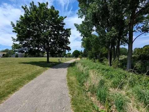 1445 Bridgedale Road Crystal Lake IL 60014
