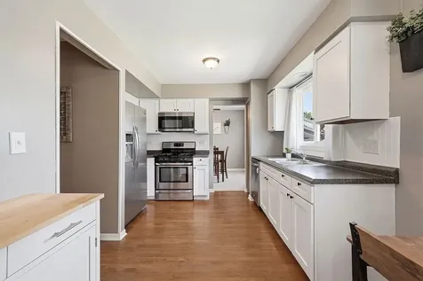 1445 Bridgedale Road Crystal Lake IL 60014