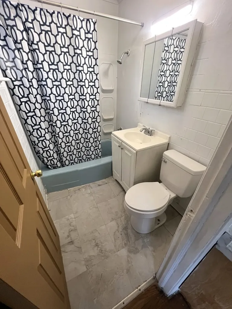 4601 West 82nd Street Chicago IL 60652