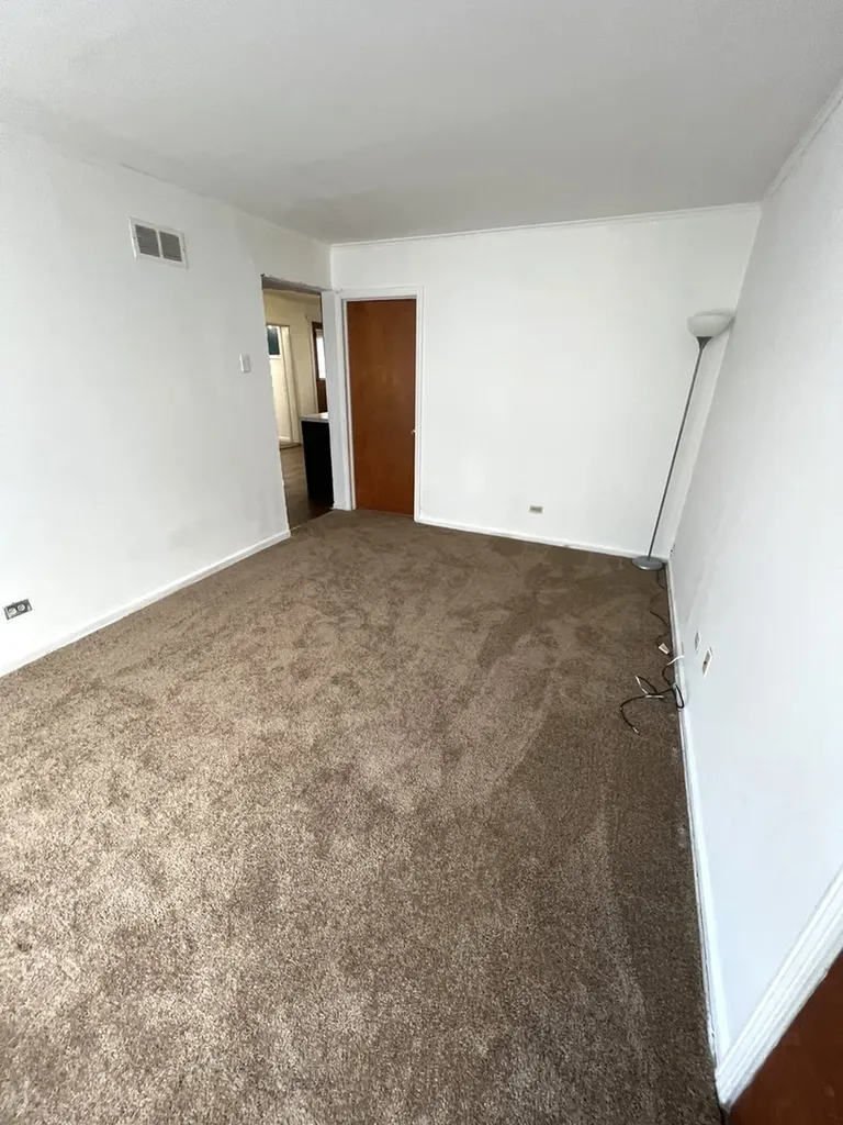 4601 West 82nd Street Chicago IL 60652
