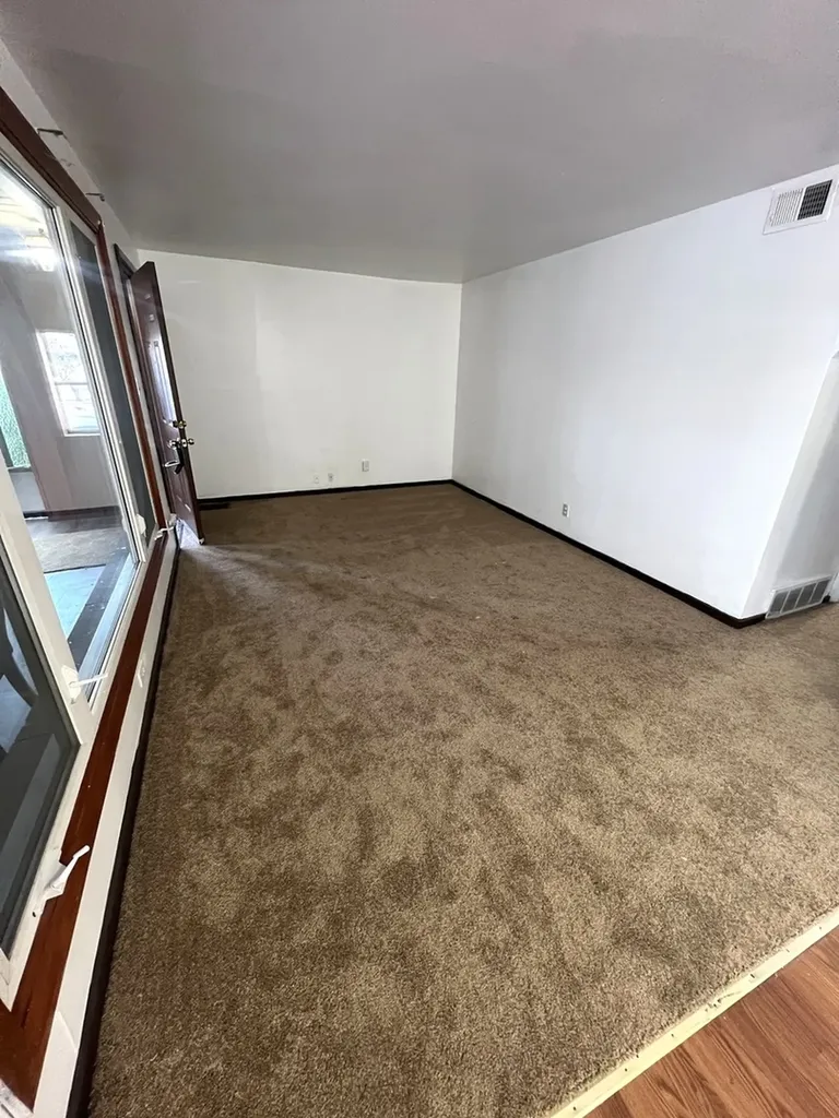 4601 West 82nd Street Chicago IL 60652