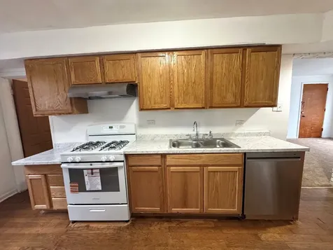 4601 West 82nd Street Chicago IL 60652