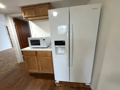 4601 West 82nd Street Chicago IL 60652