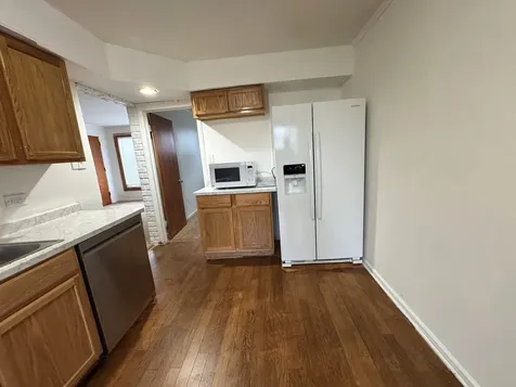 4601 West 82nd Street Chicago IL 60652