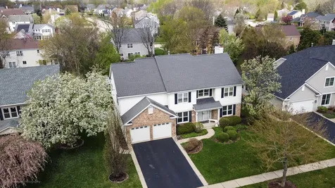 1660 Castillian Way Mundelein IL 60060