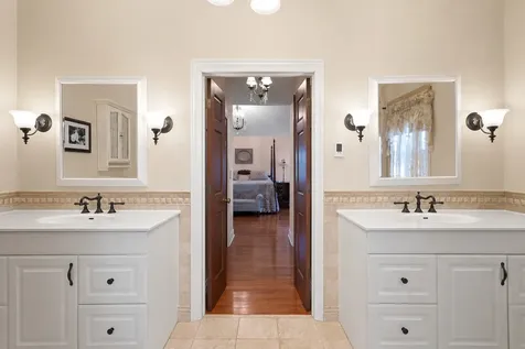 1660 Castillian Way Mundelein IL 60060