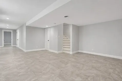 1660 Castillian Way Mundelein IL 60060