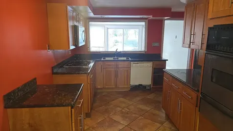 344 Oakwood Street Park Forest IL 60466