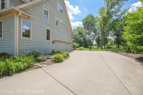 0N004 Alexander Drive Geneva IL 60134