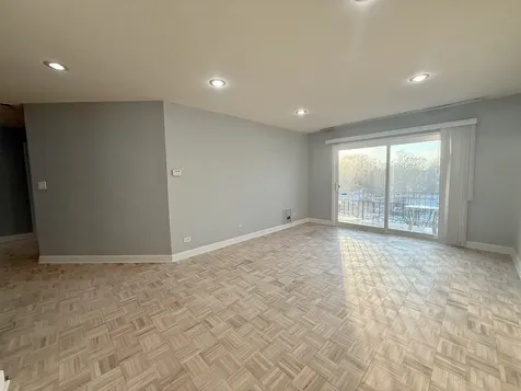 1550 Sandpebble Drive Wheeling IL 60090