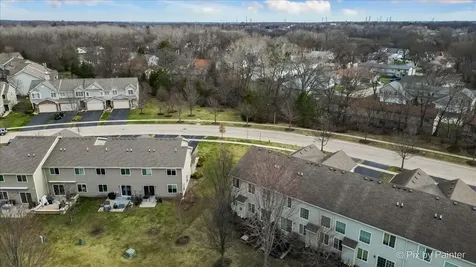 1260 West Lake Drive Cary IL 60013