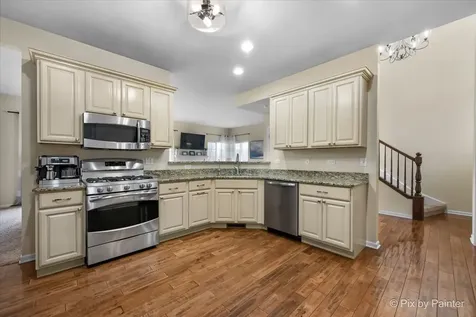 1260 West Lake Drive Cary IL 60013