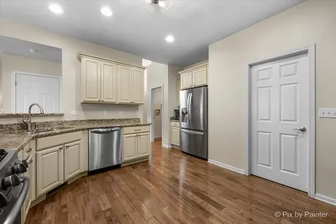 1260 West Lake Drive Cary IL 60013
