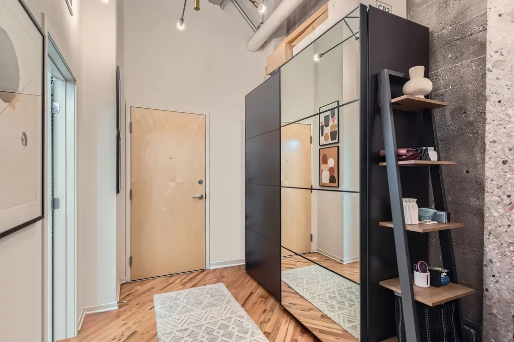 1735 North Paulina Street Chicago IL 60622