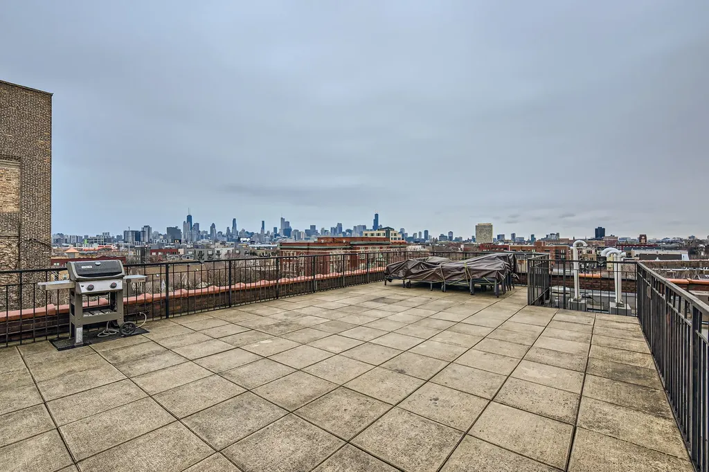 1735 North Paulina Street Chicago IL 60622