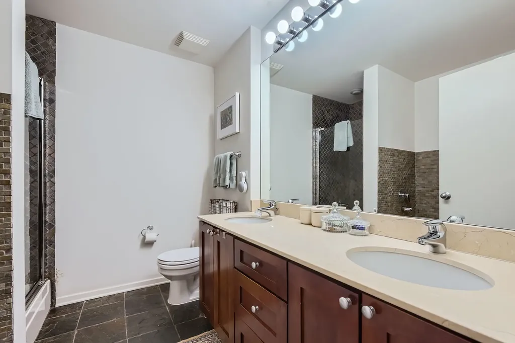1735 North Paulina Street Chicago IL 60622