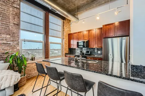 1735 North Paulina Street Chicago IL 60622