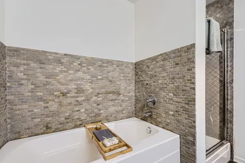 1735 North Paulina Street Chicago IL 60622
