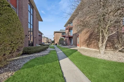 15822 Terrace Drive Oak Forest IL 60452