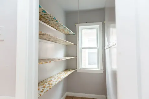 5752 South Whipple Street Chicago IL 60629