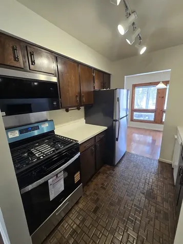 905 Hickory Road Woodstock IL 60098