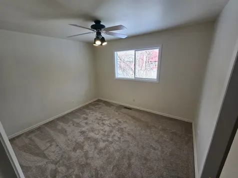 905 Hickory Road Woodstock IL 60098