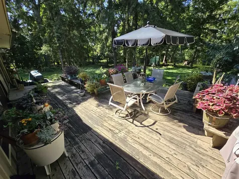 905 Hickory Road Woodstock IL 60098