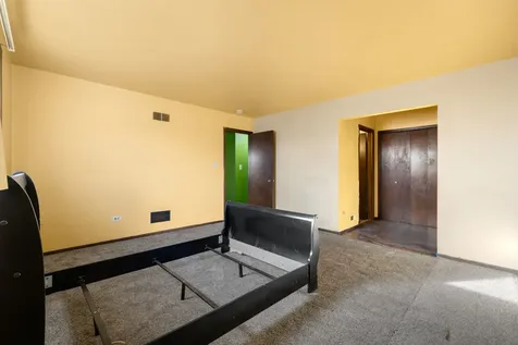 3 Rich Court Park Forest IL 60466