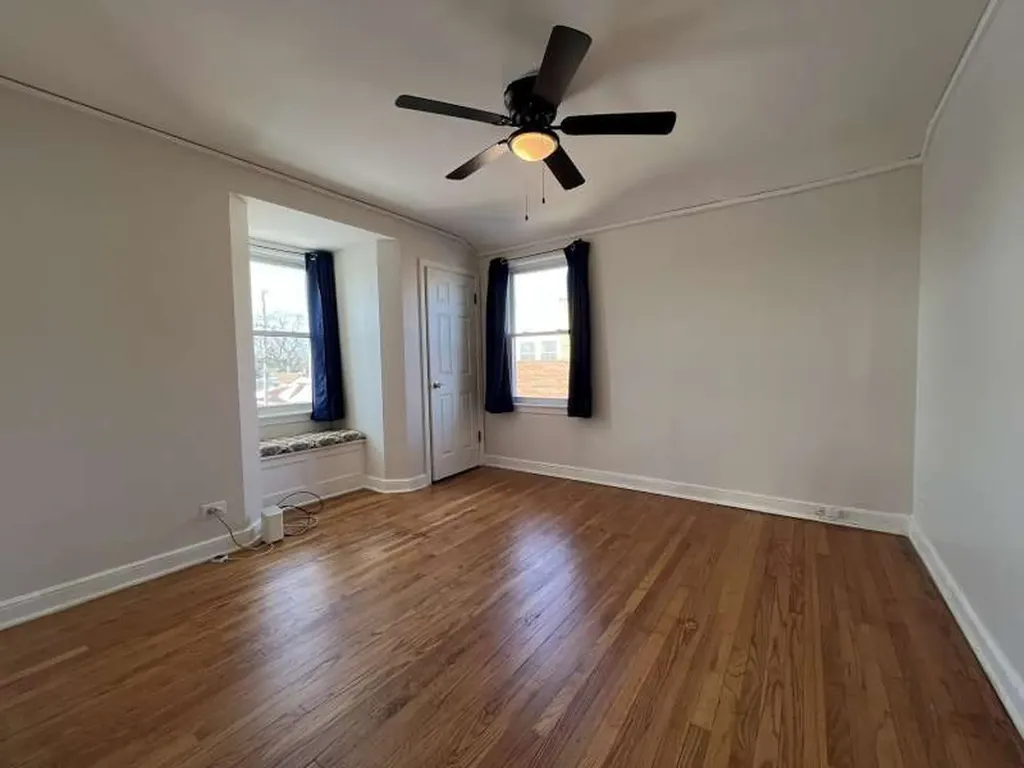 8350 South Lafayette Avenue Chicago IL 60620