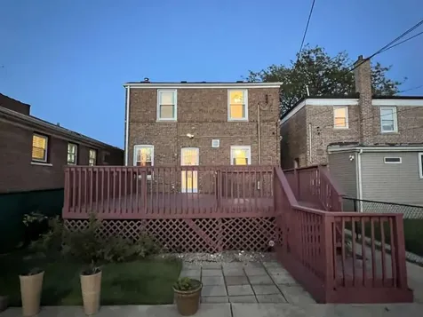 8350 South Lafayette Avenue Chicago IL 60620