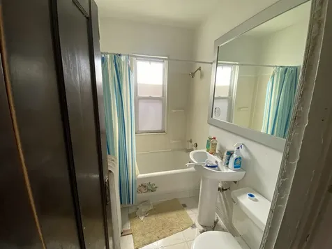8036 South Dobson Avenue Chicago IL 60619