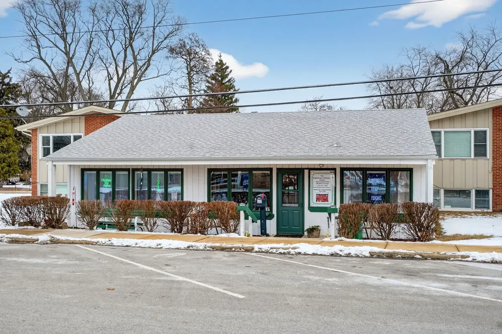 S165 Church Street Winfield IL 60190