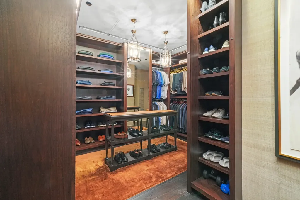 10 East Delaware Place Chicago IL 60611