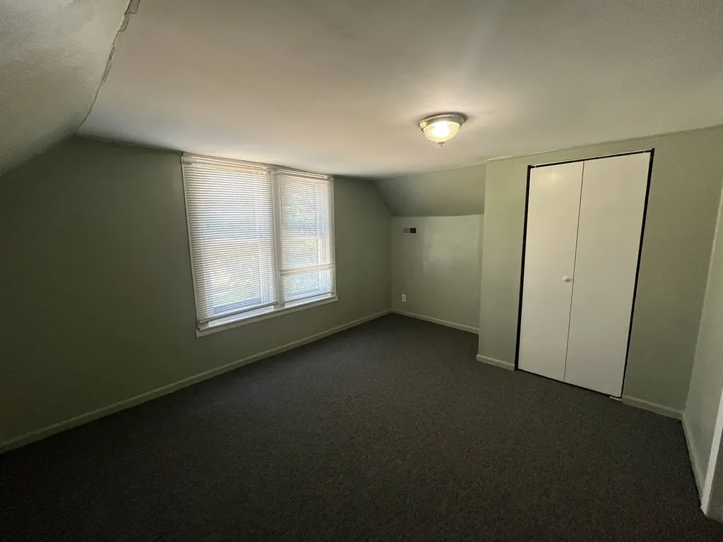 6916 South Lowe Avenue Chicago IL 60621