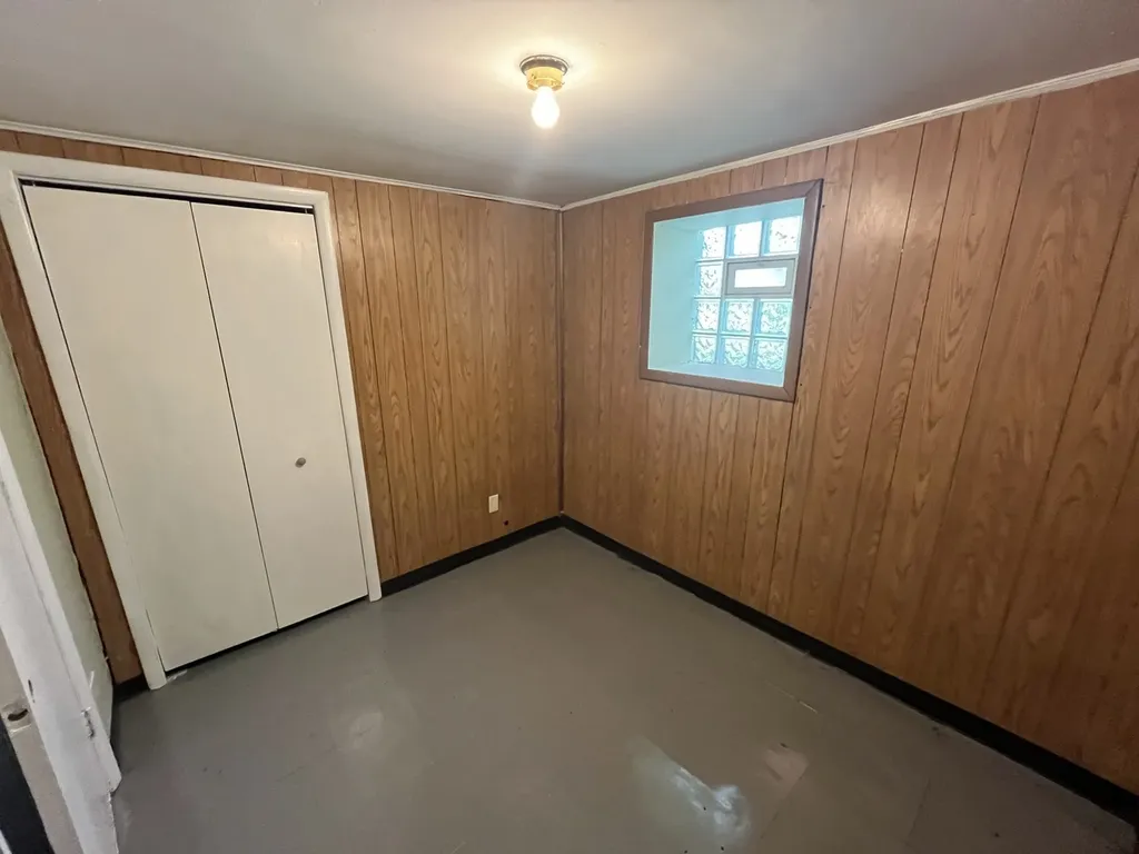 6916 South Lowe Avenue Chicago IL 60621