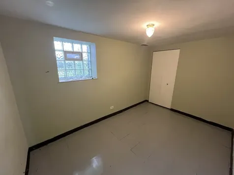 6916 South Lowe Avenue Chicago IL 60621